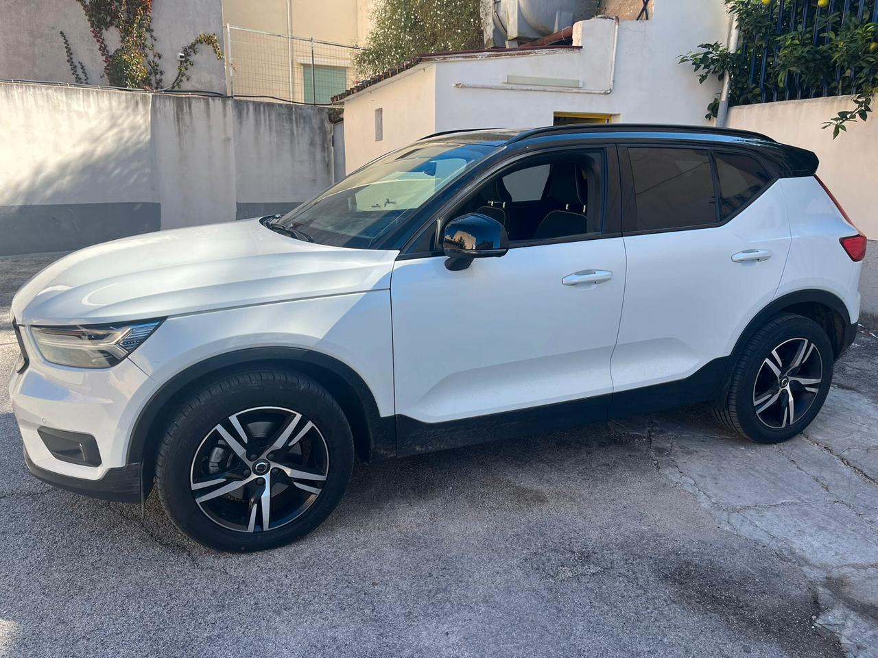 Volvo XC40 D3 AWD Geartronic R-design