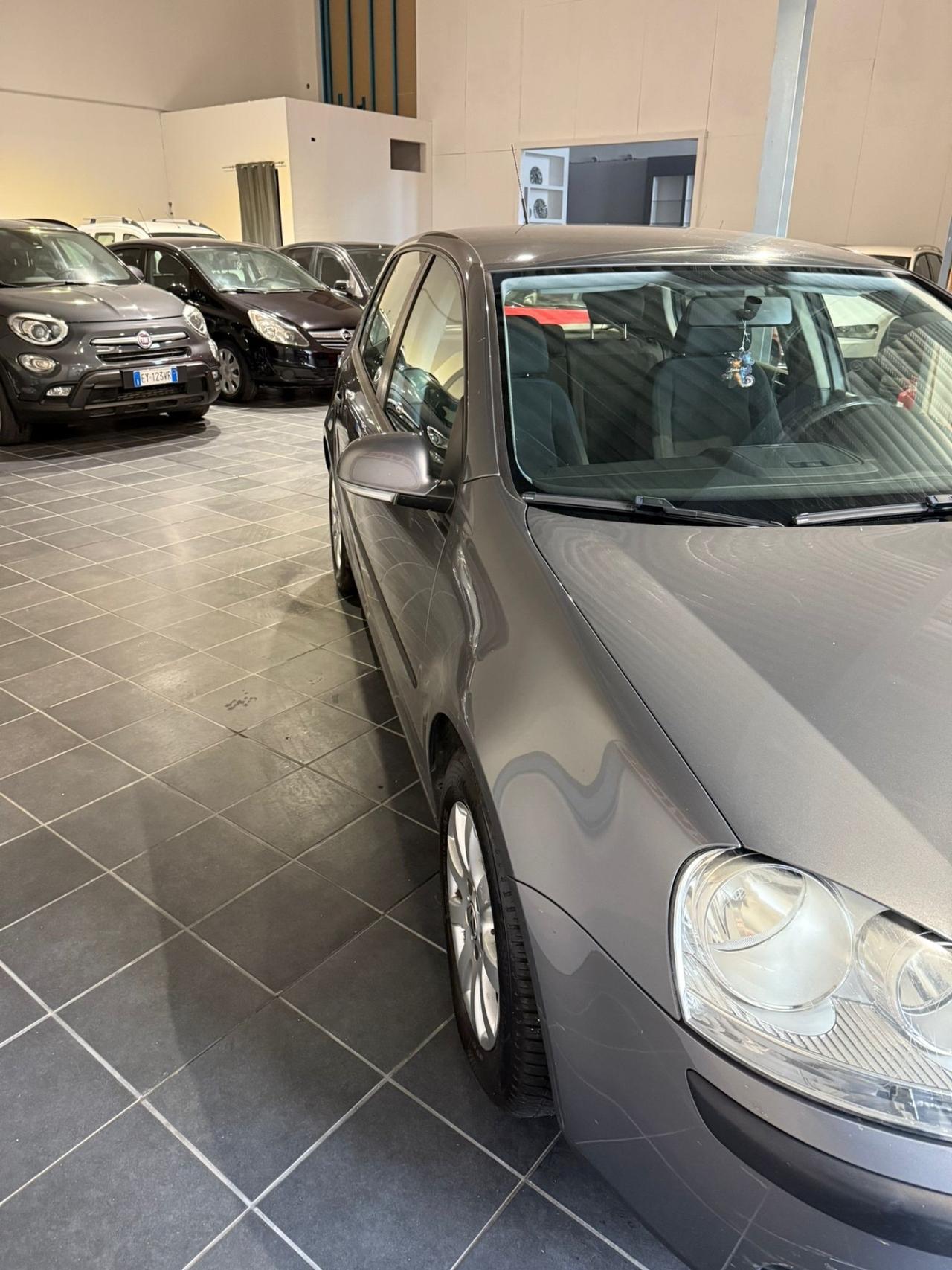 Volkswagen Golf 1.6 -BENZINA-GPL -NEOPATENTATI