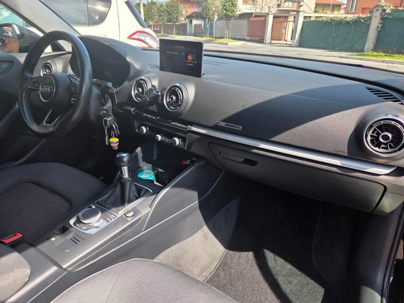 Audi A3 Sportback 35 1.5 tfsi 150cv s-tronic S-LINE