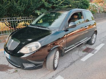 Lancia Ypsilon 1.2 69 CV Platinum
