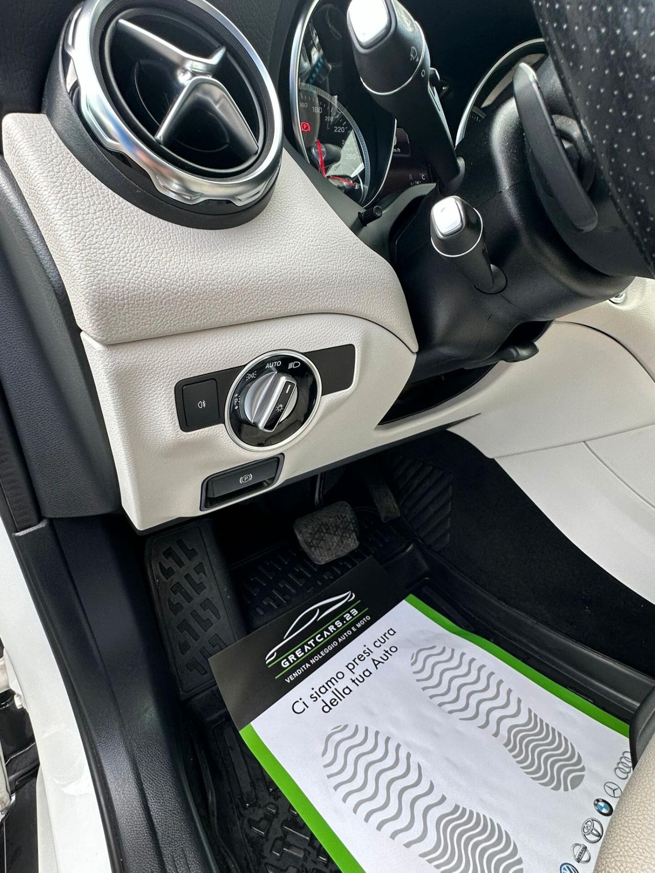 Mercedes-benz GLA 200 d Automatic Premium