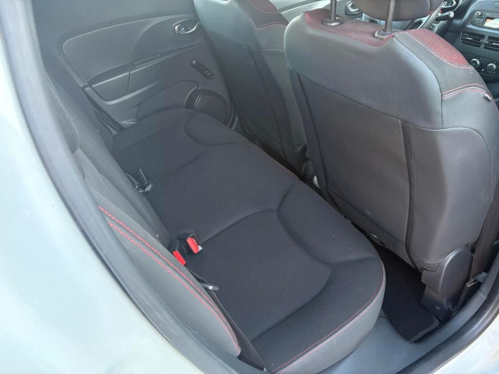 Renault Clio 5 Porte 1.2 BENZ 75cv ADATTA NEOPATENTATI