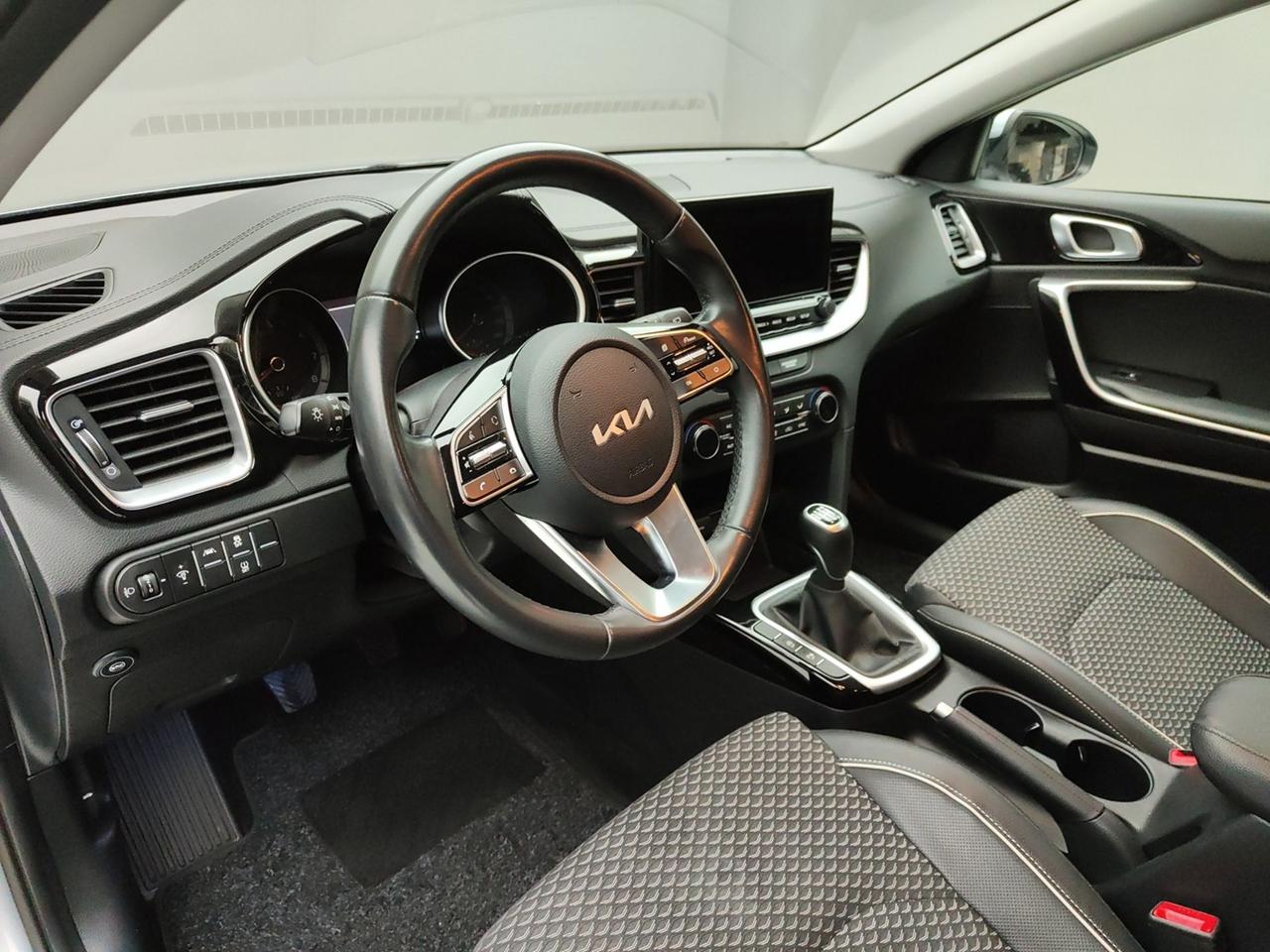 KIA XCeed 2019 1.0 T-GDI 117CV GPL BUSINESS