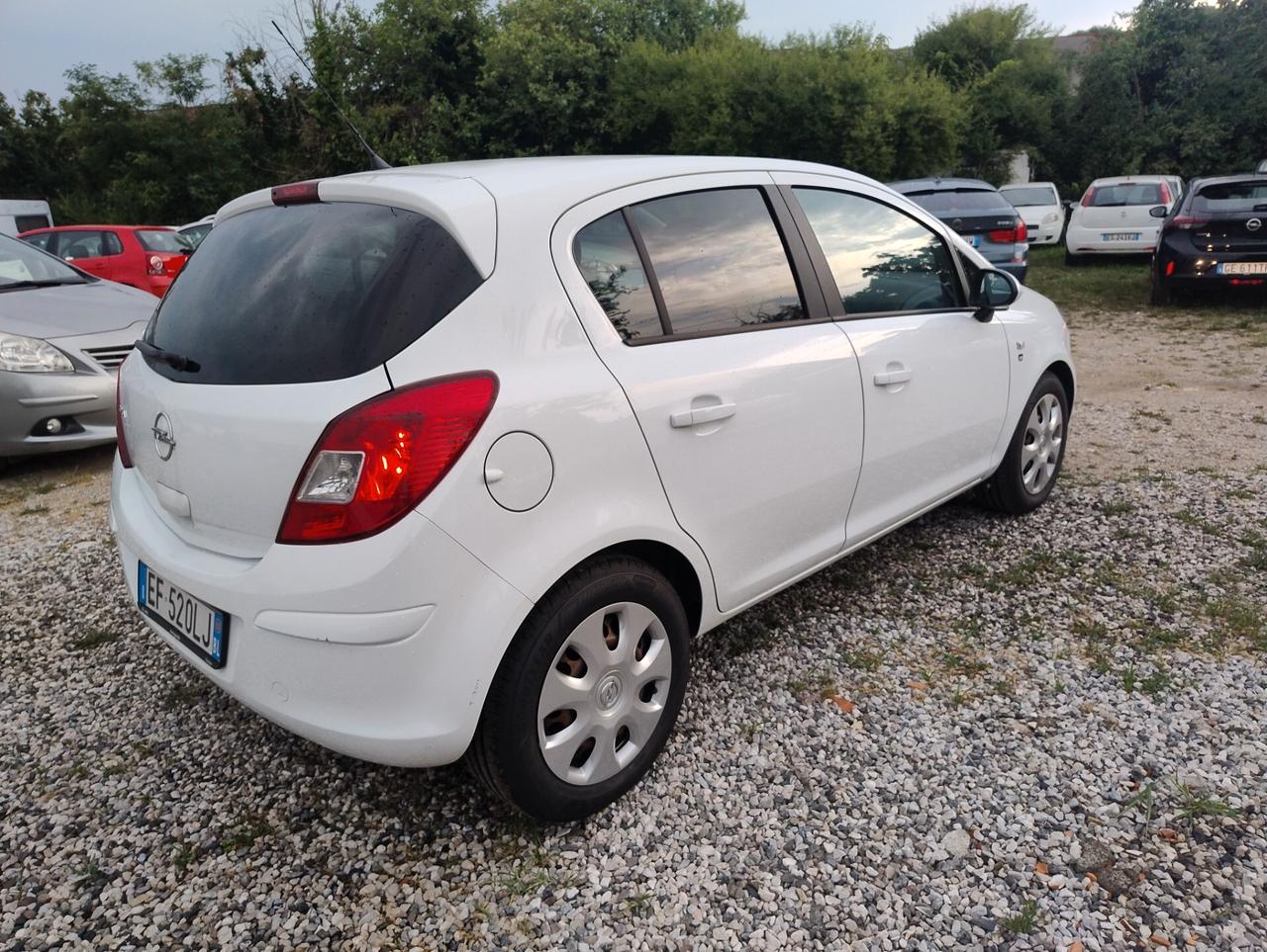 Opel Corsa 1.2 5 porte Edition