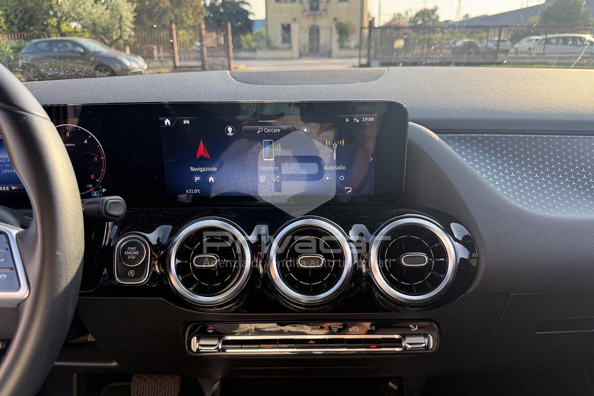 MERCEDES GLA 180 d Automatic Progressive Advanced