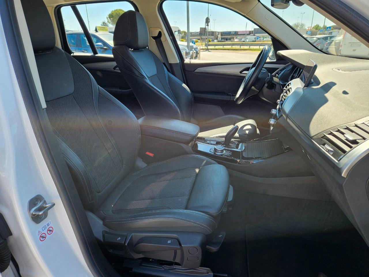 BMW X3 xdrive20d mhev 48V xLine auto