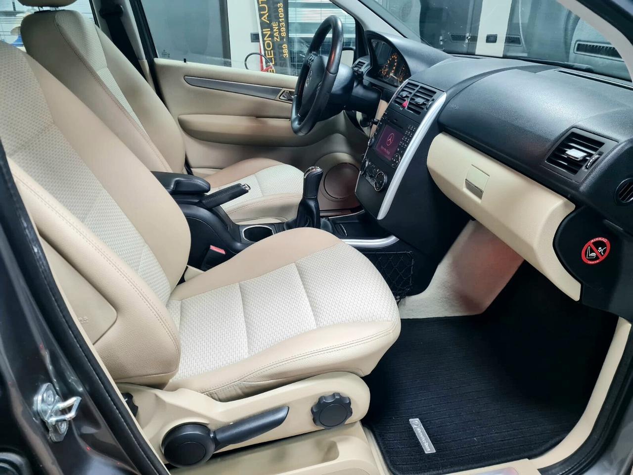 MERCEDES-BENZ A 180 CDI 109CV PREMIUM NEOPATENTATI