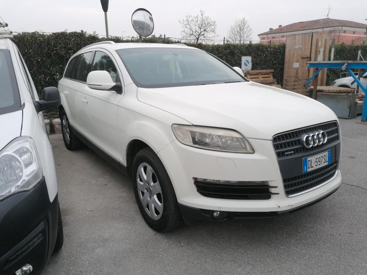 Audi Q7 4.2 V8 TDI quattro Tiptronic