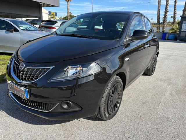 LANCIA Ypsilon 1.0 FireFly 5 porte S&S Hybrid Gold NEOPATENTATI