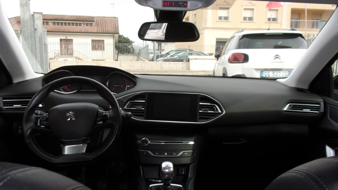 Peugeot 308 BlueHDi 120 S&S SW Allure