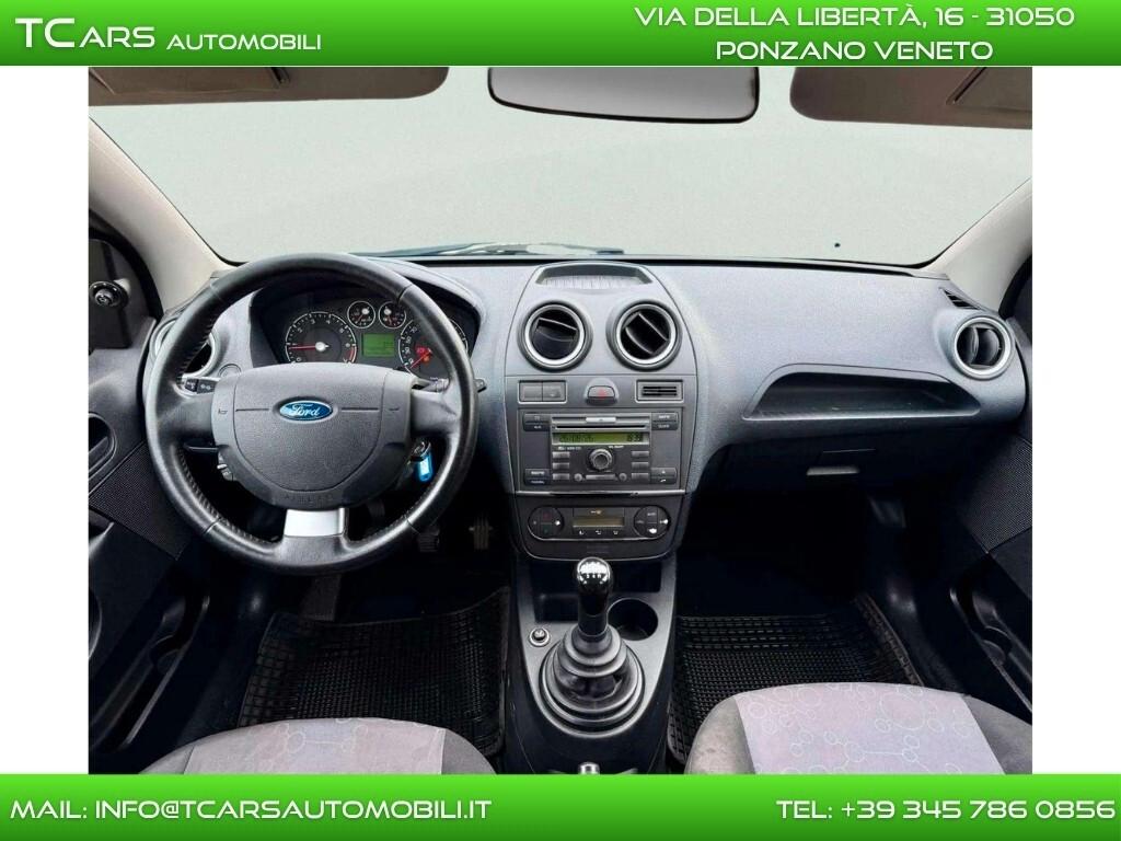 FORD FIESTA 1.2 BENZINA - APERTI TUTTO AGOSTO