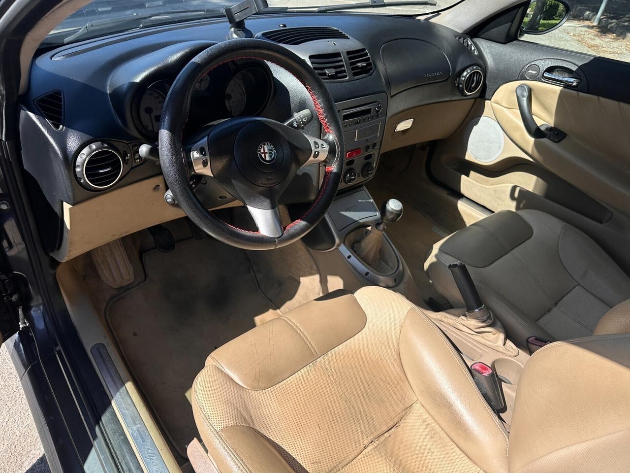 Alfa Romeo GT 1.9 MJT 150cv Luxury Tagliandata