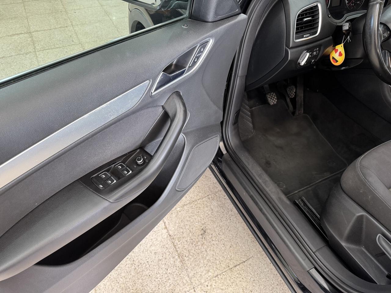 AUDI Q3 2.0 TDi Business Plus