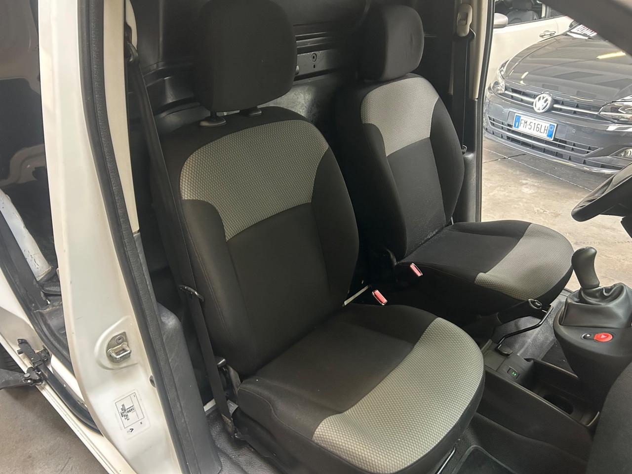 Renault Kangoo Van 1.5 dci 90cv euro6 iva esposta