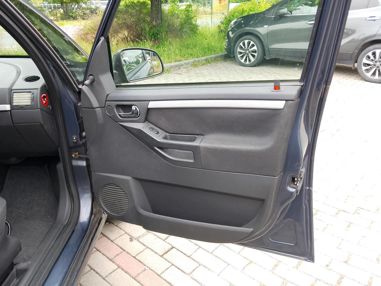Opel Meriva 1.4 16V GPL-TECH Enjoy