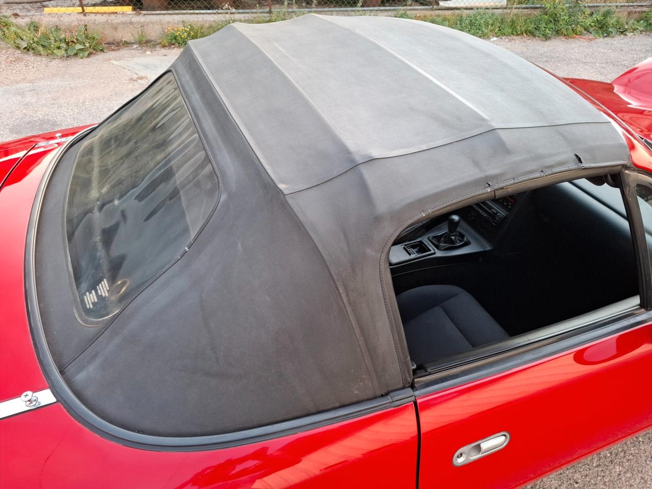 Mazda MX-5 1.8i 16V cat