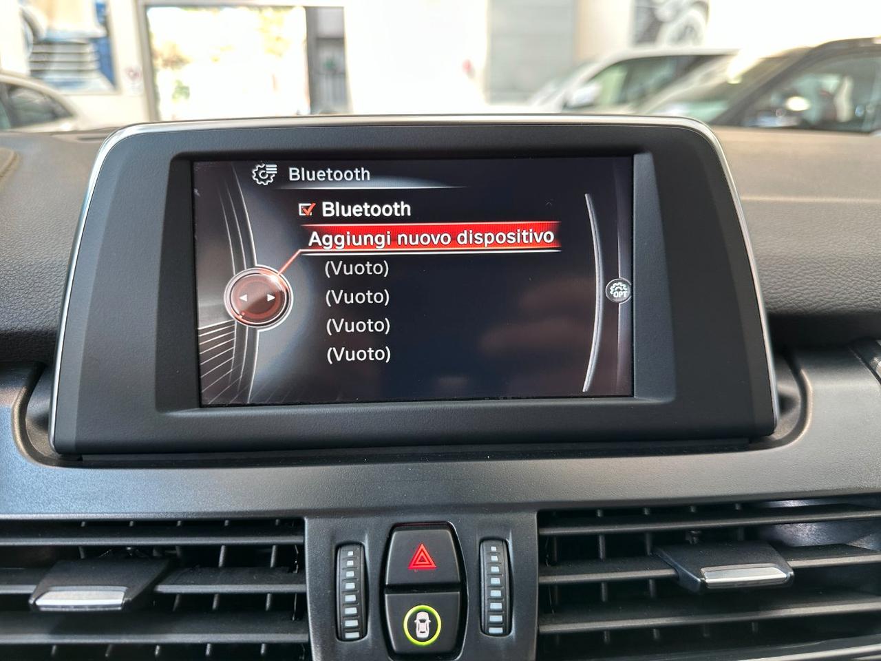 BMW 216 d Active Tourer Advantage - LED - Navi - Sedili Risc