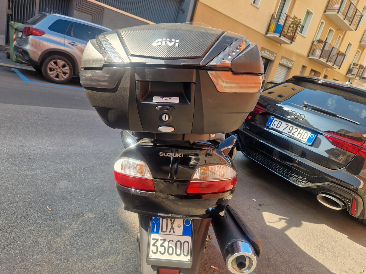 Suzuki Burgman 650 Executive solo 32000km tutti tagliandi