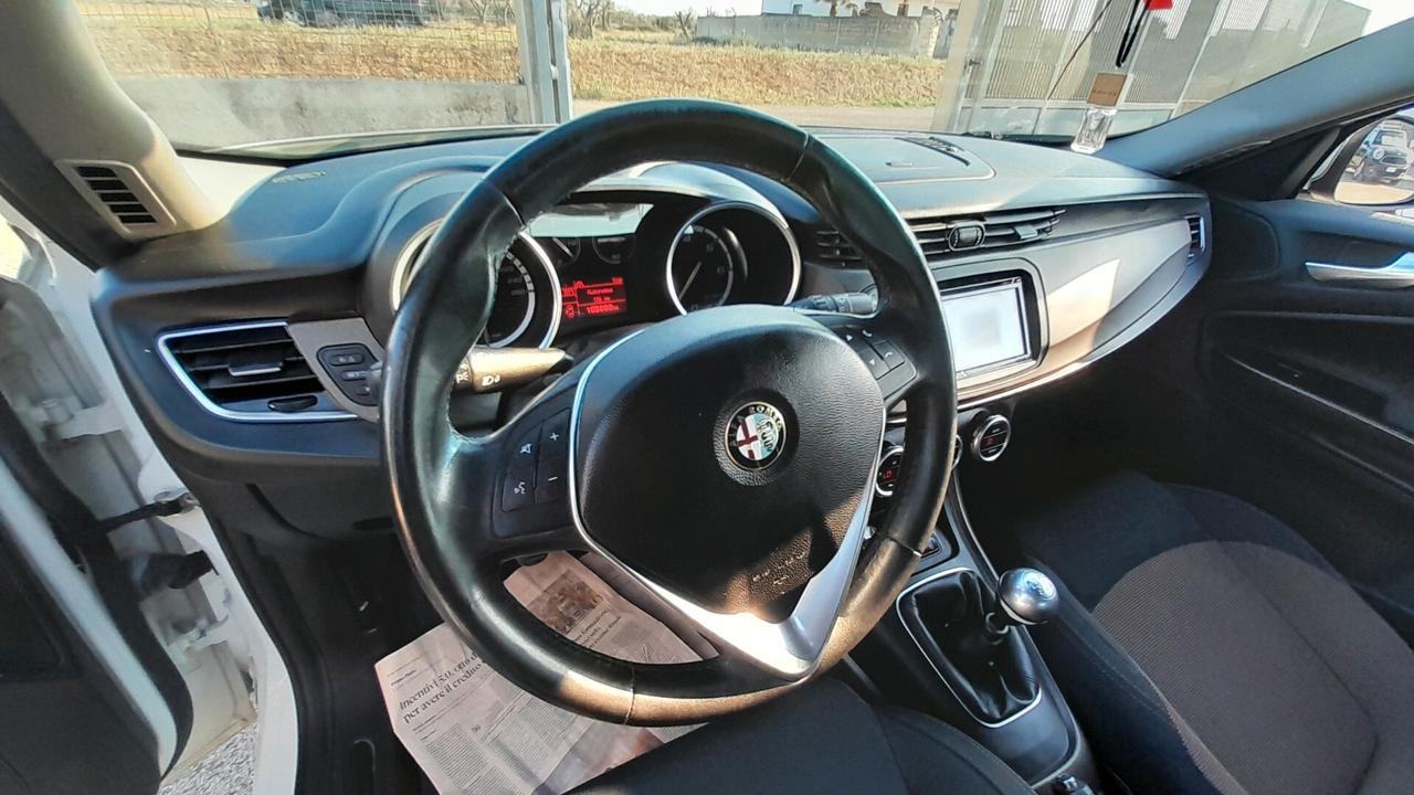 Alfa Romeo Giulietta 1.6 JTDm-2 105 CV Distinctive