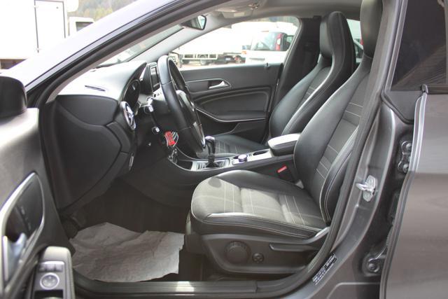 MERCEDES-BENZ CLA 200 CDI Sport TETTO-18"-KAMERA