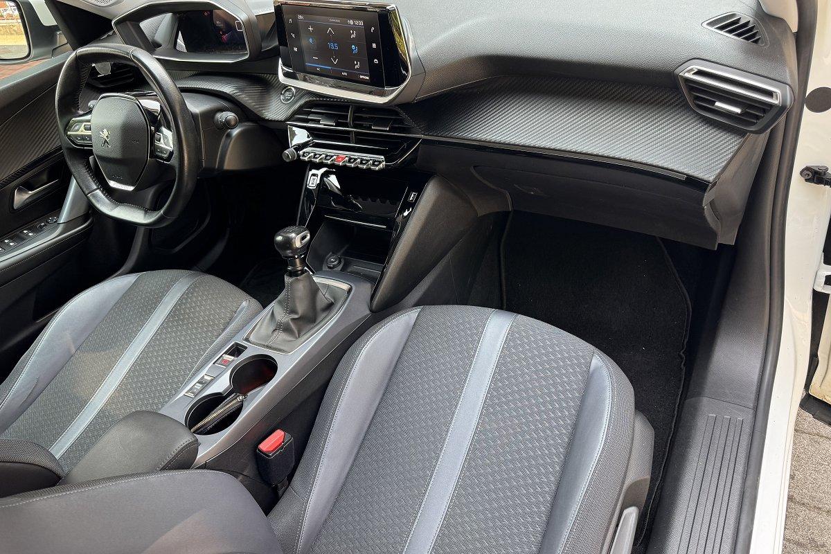 PEUGEOT 2008 BlueHDi 100 S&S Allure