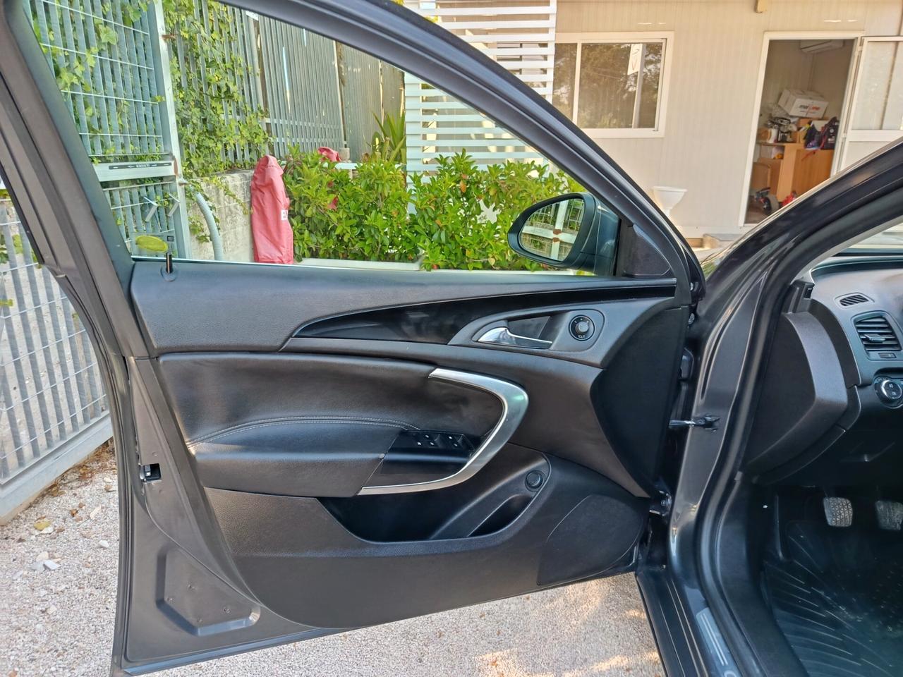 Opel Insignia 2.0 CDTI Sports Tourer Cosmo nuovissima