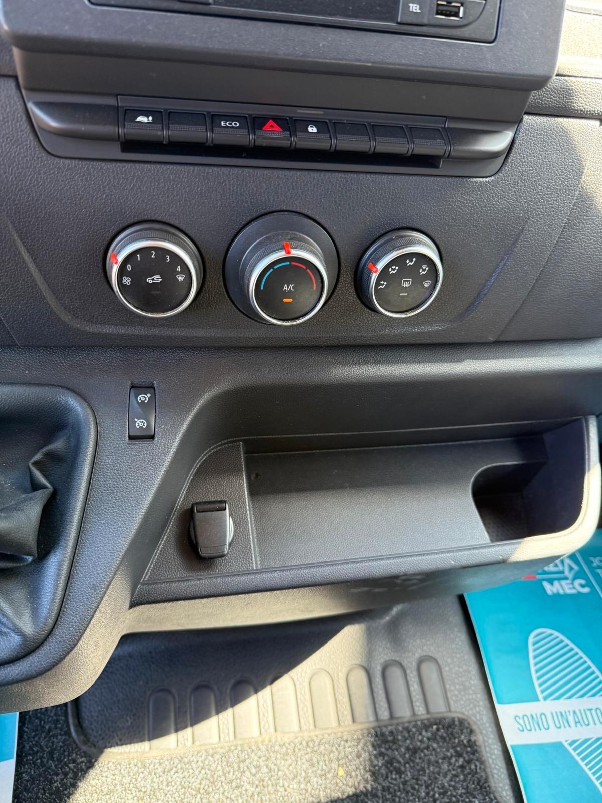 Renault Master L2H2 - ok neopatentati -