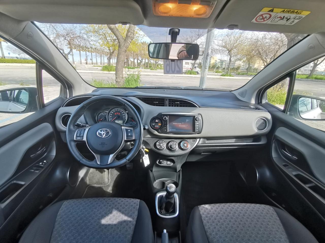 Toyota Yaris 1.0 5 porte Active - 2015
