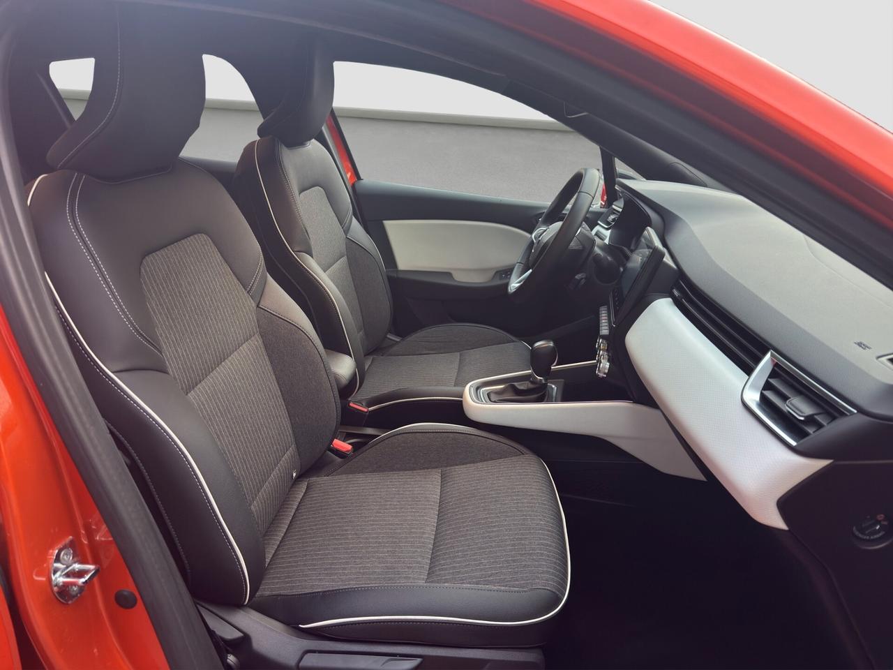 Renault Clio Full Hybrid E-Tech 145 CV 5 porte Techno