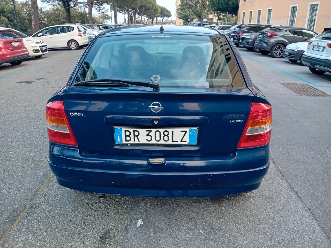 Opel Astra 1.4i 16V cat 3 porte