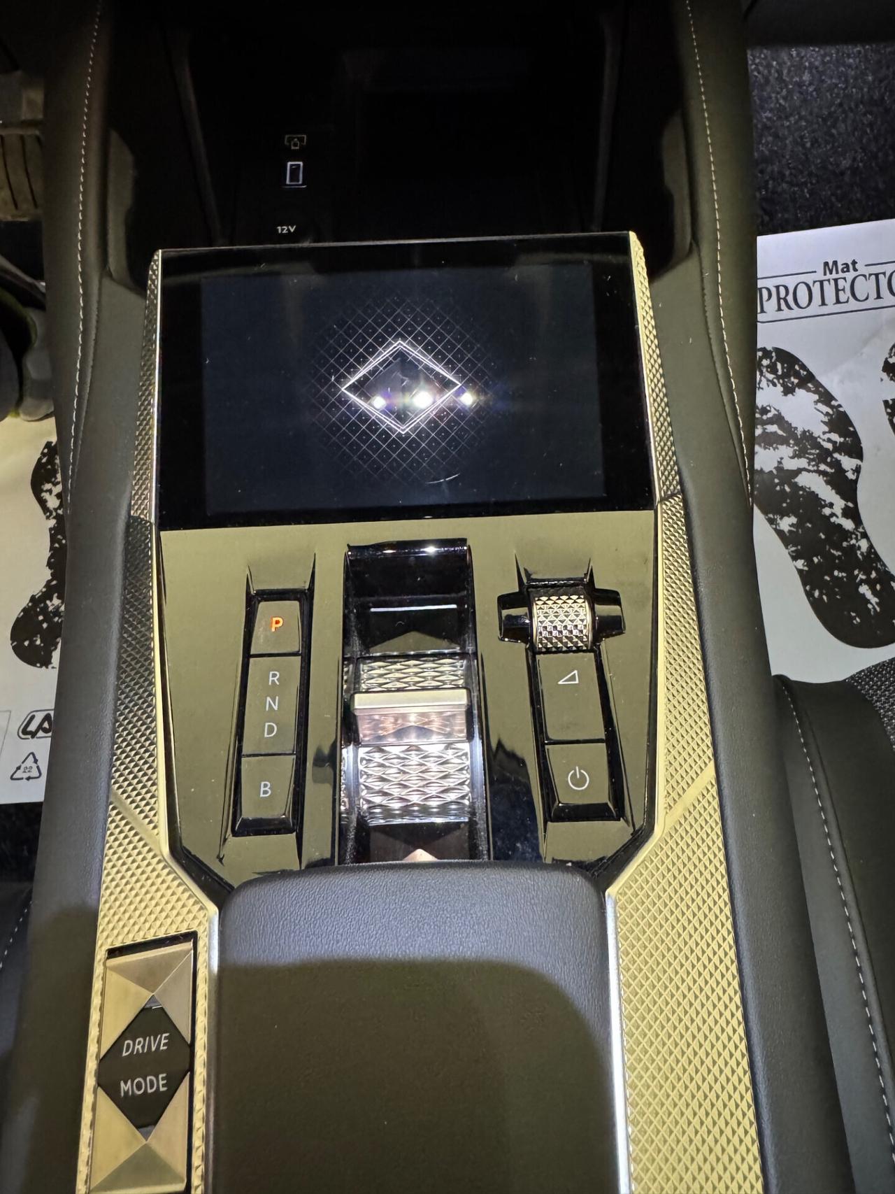 DS 4 E-Tense 225 Cross Trocadero CRUISE ADATTIVO, SENSORI ANT, POST & RETROCAMERA, MANIGLIE A SCOMPA