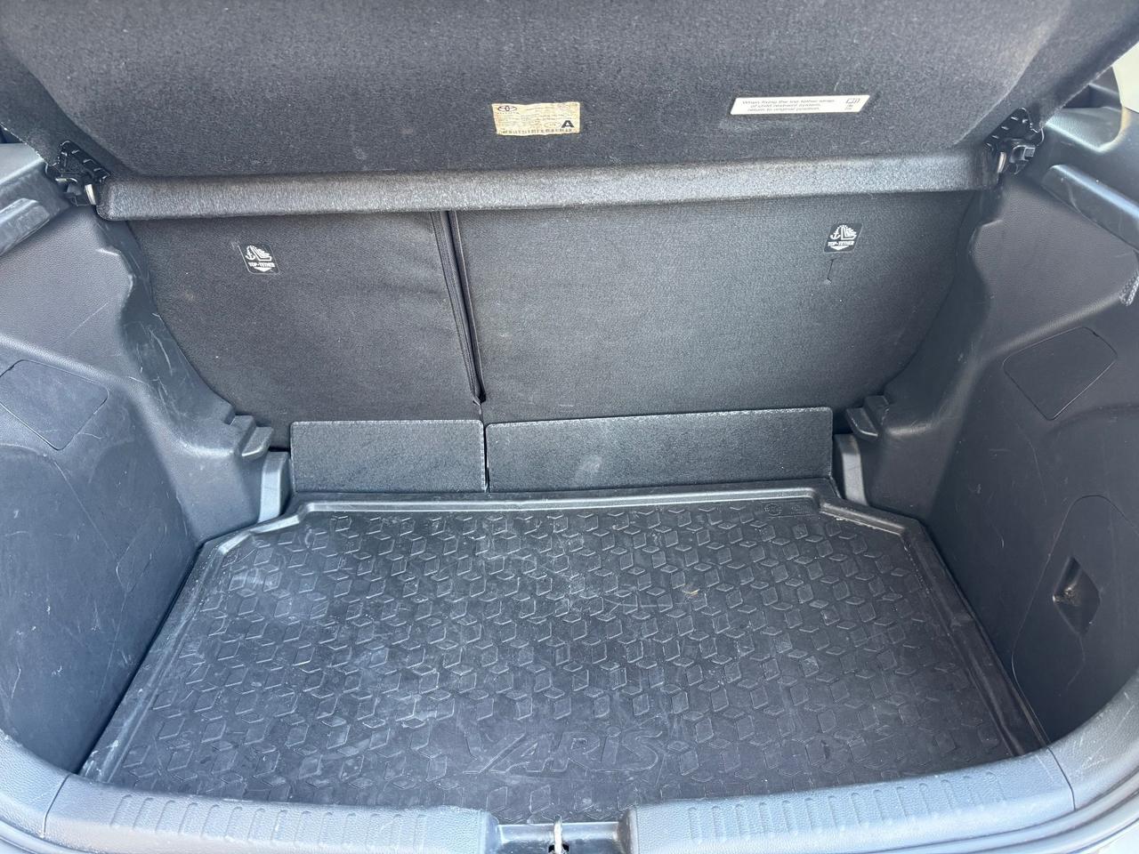 Toyota Yaris 1.5 Hybrid 5 porte Lounge