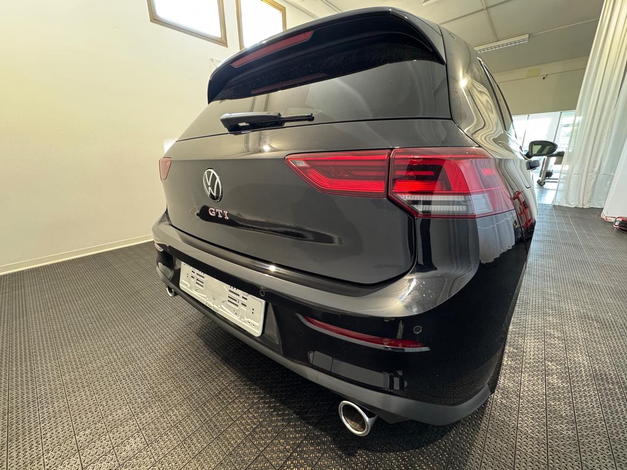 Volkswagen Golf GTI 2.0 TSI