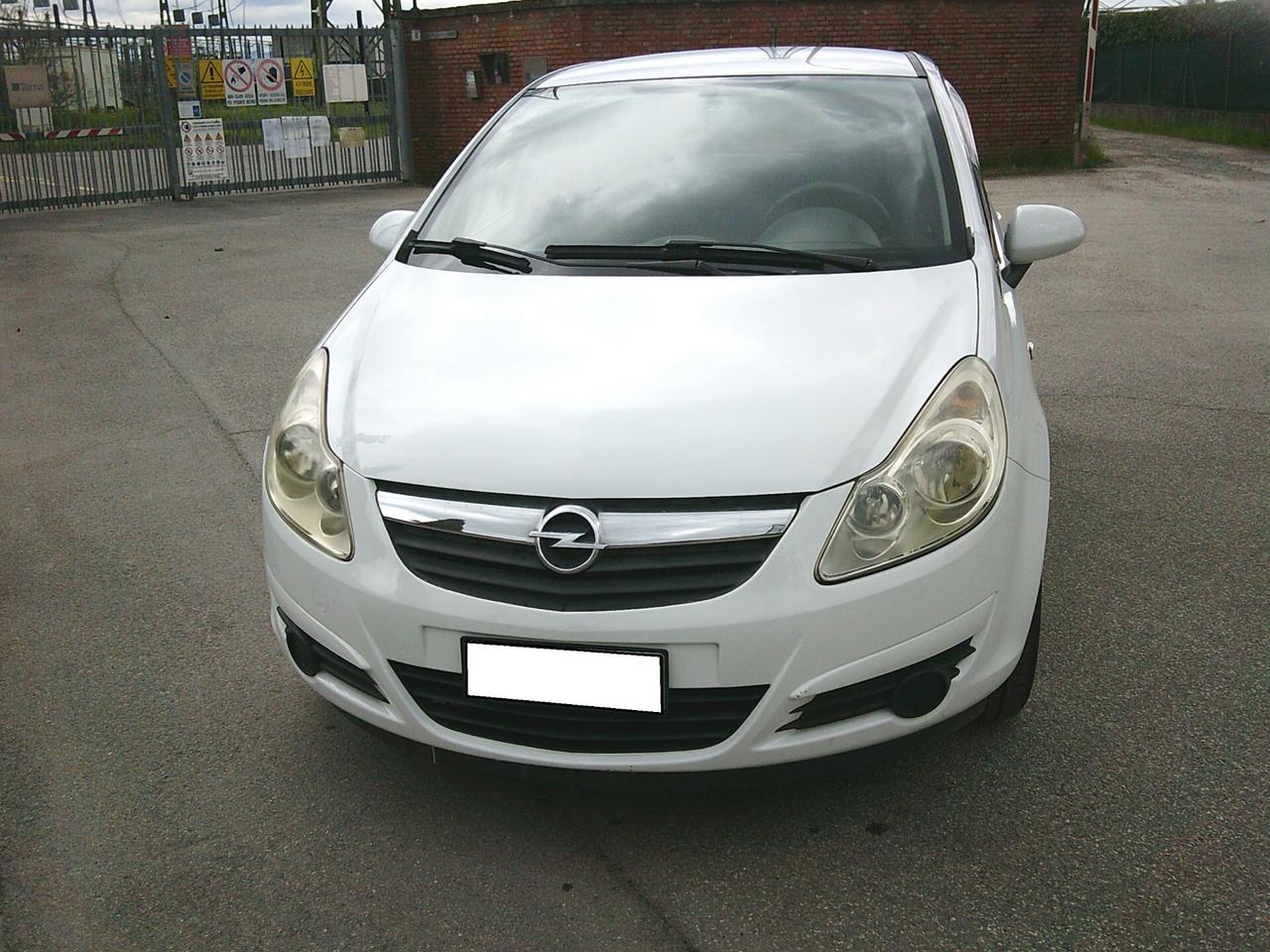 Opel Corsa 1.2 5 porte