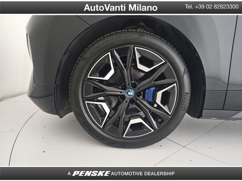 BMW iX xDrive50 Pacchetto Sportivo