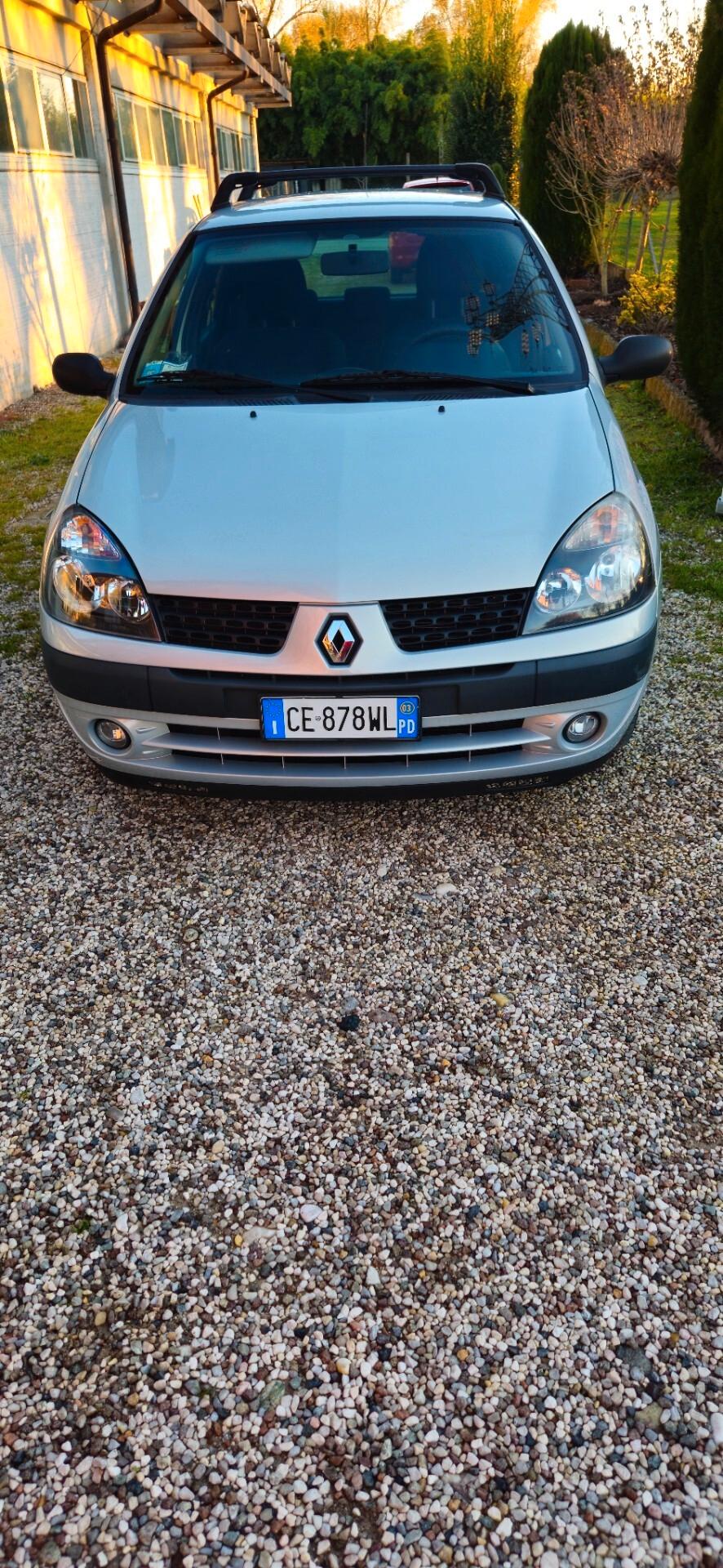 Renault Clio 1.2 Benzina 75cv