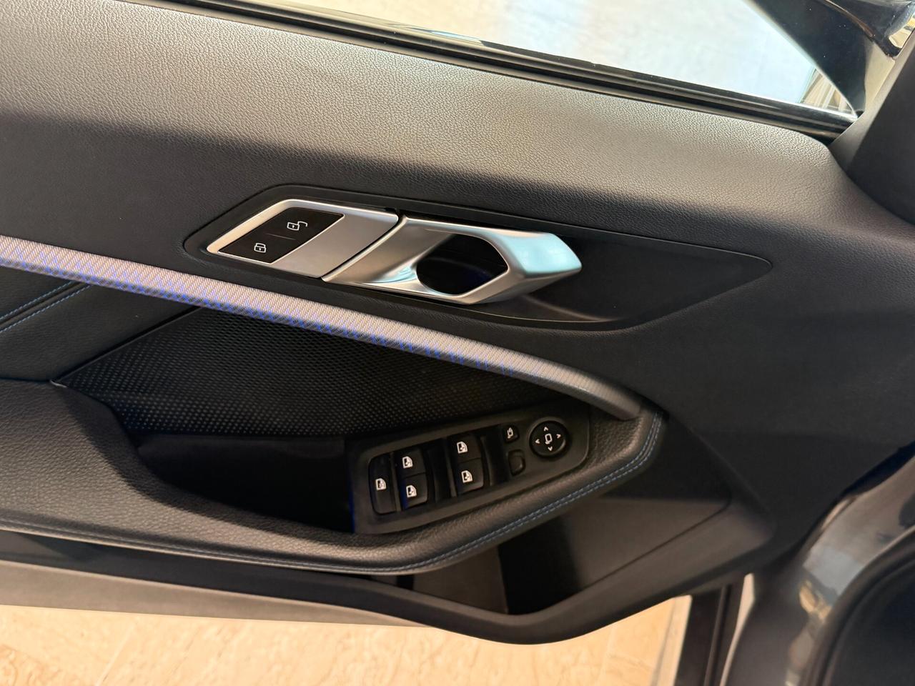 Bmw 118 D 150 cv. Auto M SPORT