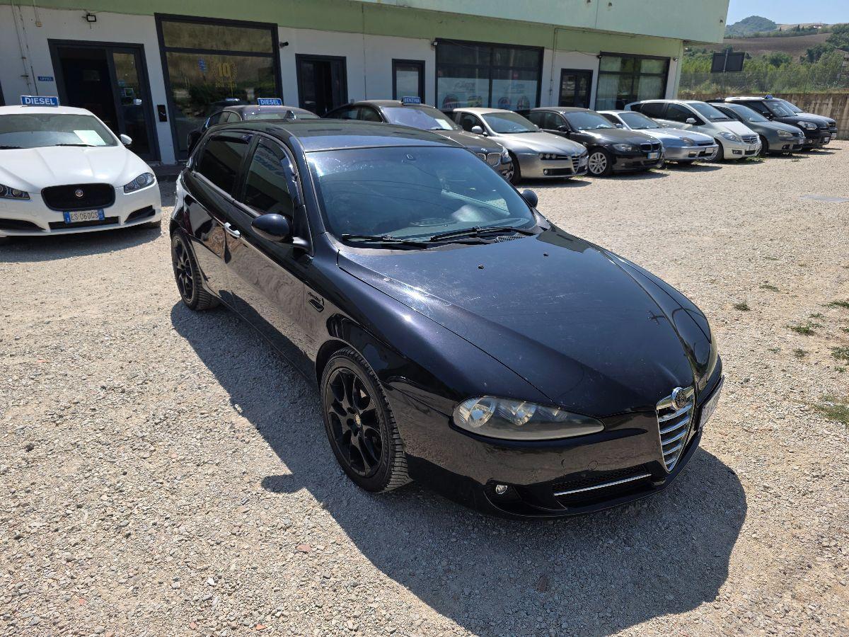 ALFA ROMEO 147 1.9 JTD 120 CV OK NEOPATENTATI
