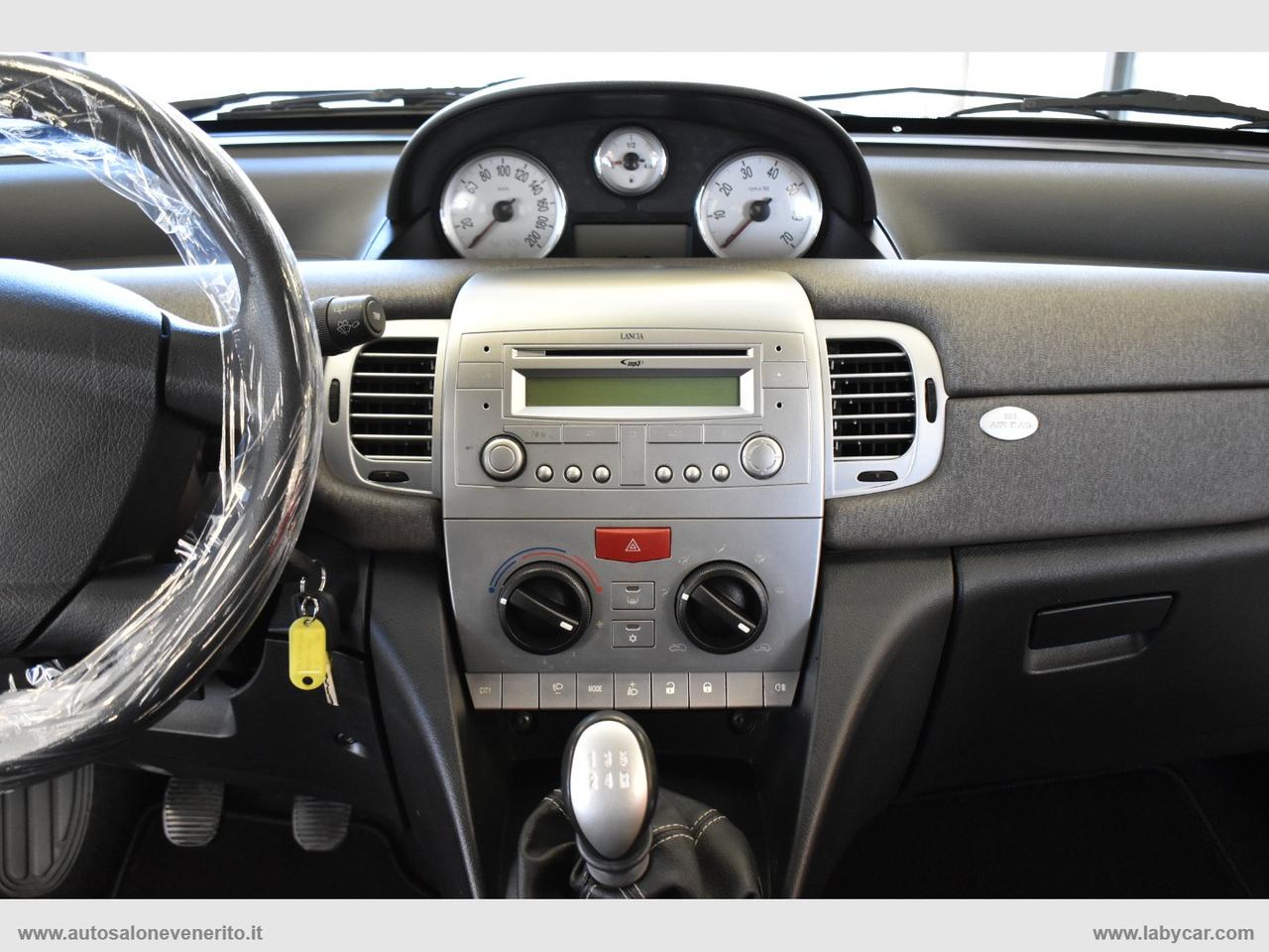 LANCIA Ypsilon 1.2 Versus