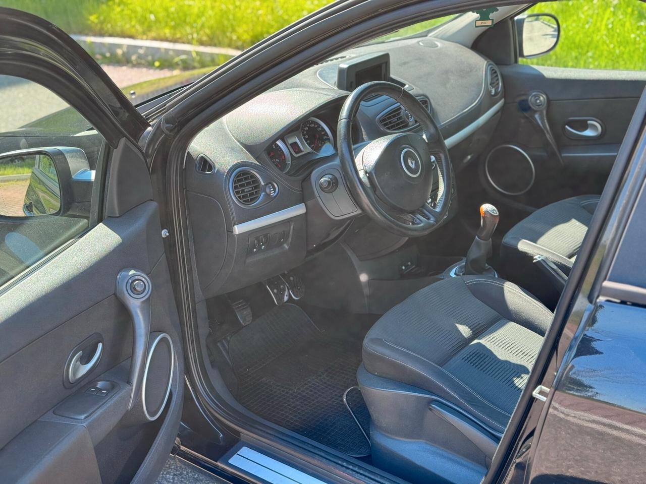 Renault Clio 1.2 16V 5 porte Luxe