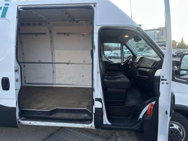 Iveco Daily 35C16 FurgXLH2 Hi-Matic GancioT4600x1740x1900kg900