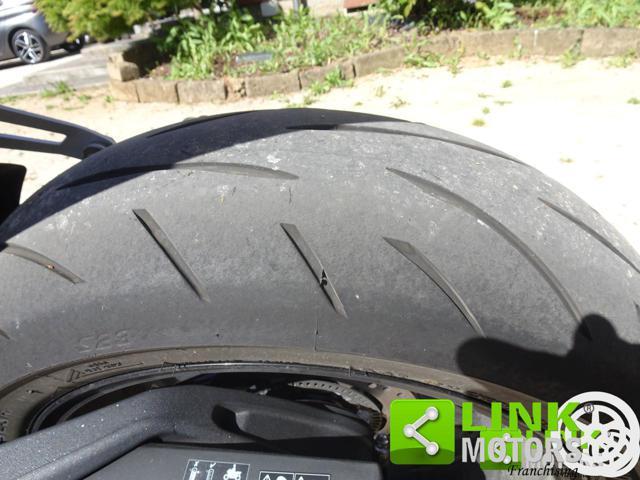 TRIUMPH Speed Triple 1200 RS