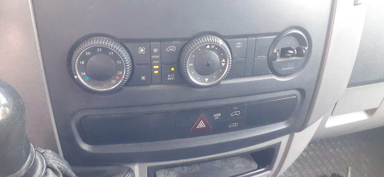 VOLKSWAGEN CRAFTER 2016 - 2.0TDI LB AUTOMOBILI