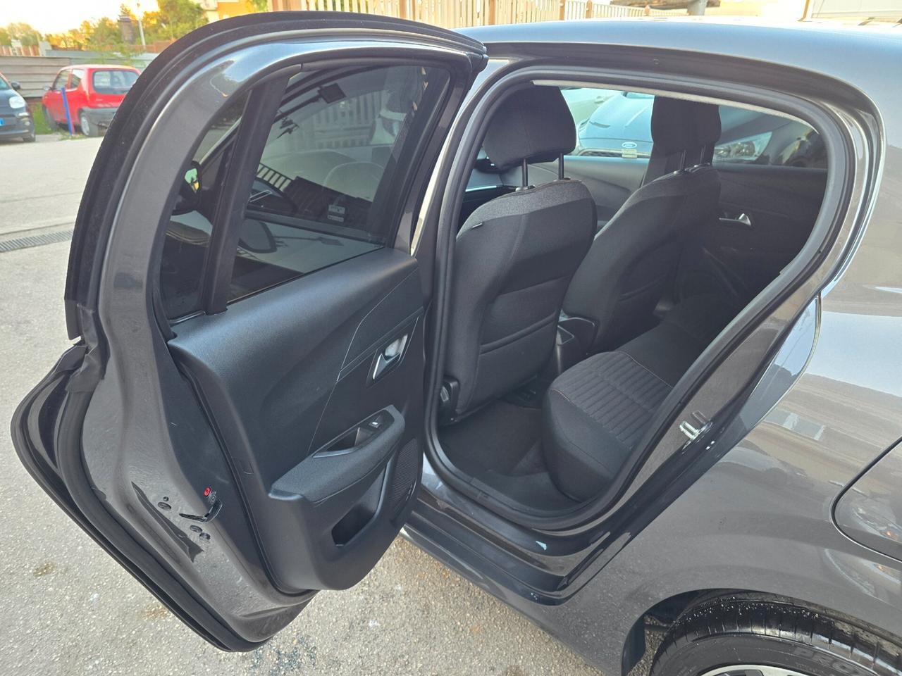 Peugeot 208 BlueHDi 100 Stop&Start 5 porte Allure