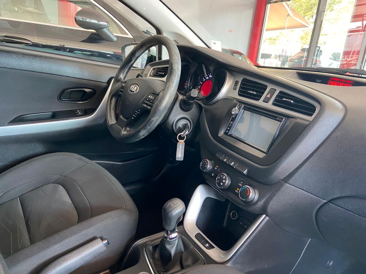 Kia Ceed cee'd 1.4 ECO GPL 5 porte Cool