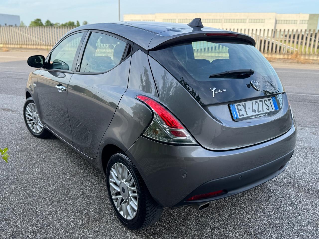 Lancia Ypsilon 1.3 MJT 16V 95 CV 5 porte S&S Elle