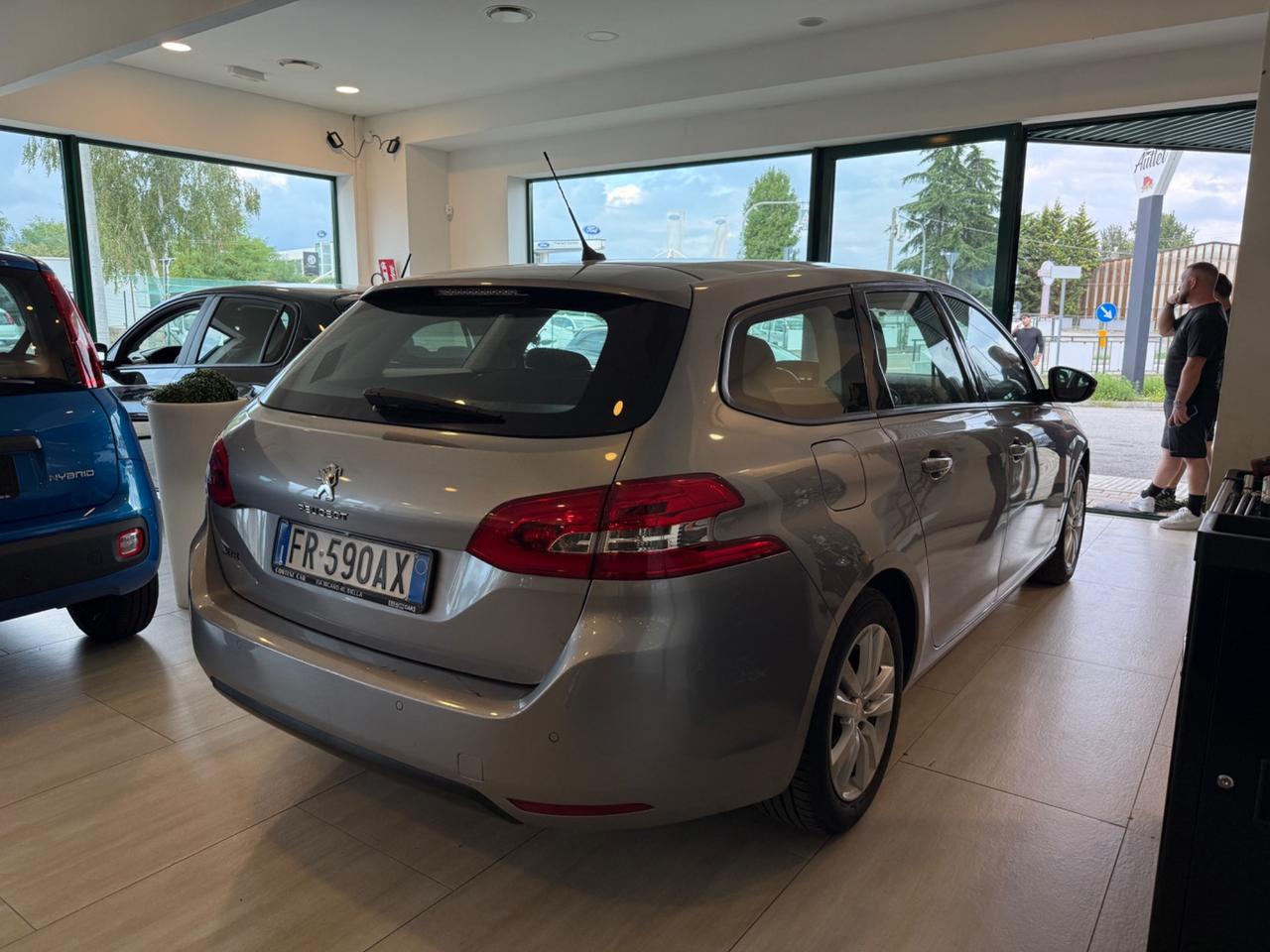 Peugeot 308 BlueHDi 130 S&S SW Business