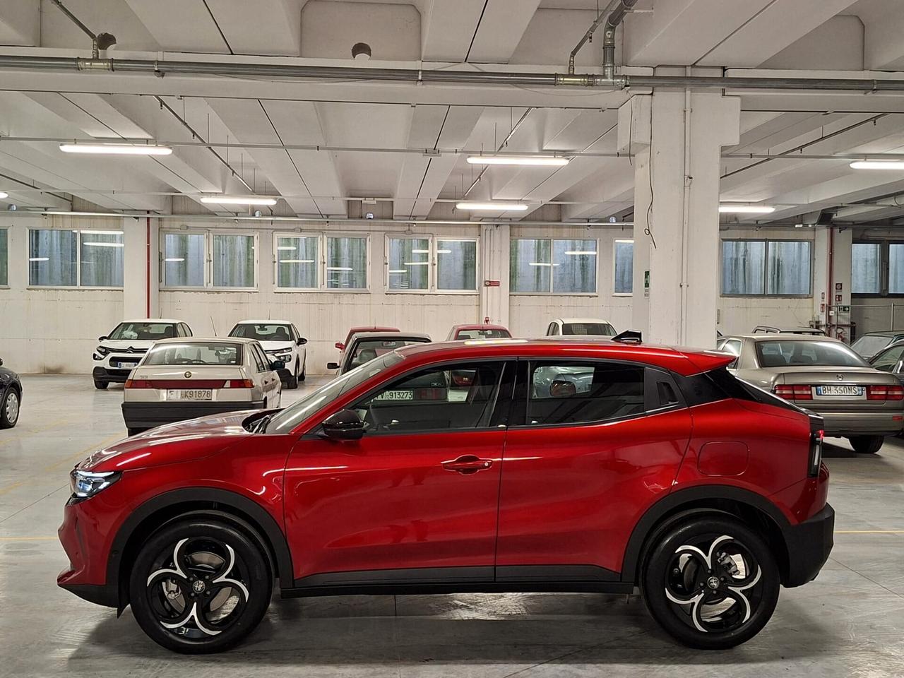 Alfa Romeo Junior 1200 Turbo mhev Hybrid eDCT6 Km. 0