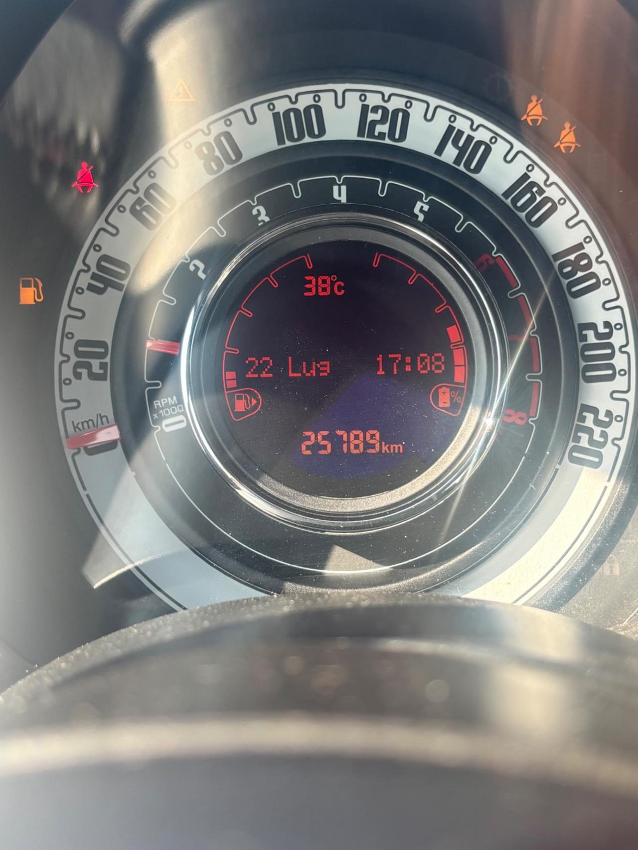 Fiat 500 1.0 Hybrid Connect
