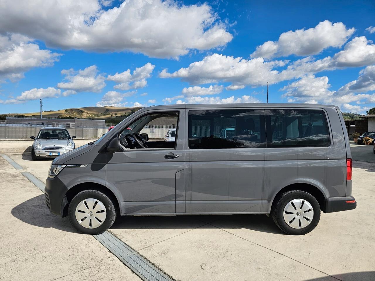 Volkswagen Caravelle 2.0 TDI 110CV PC Trendline